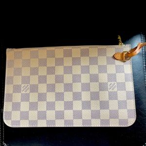 Louis Vuitton zip top wristlet wallet